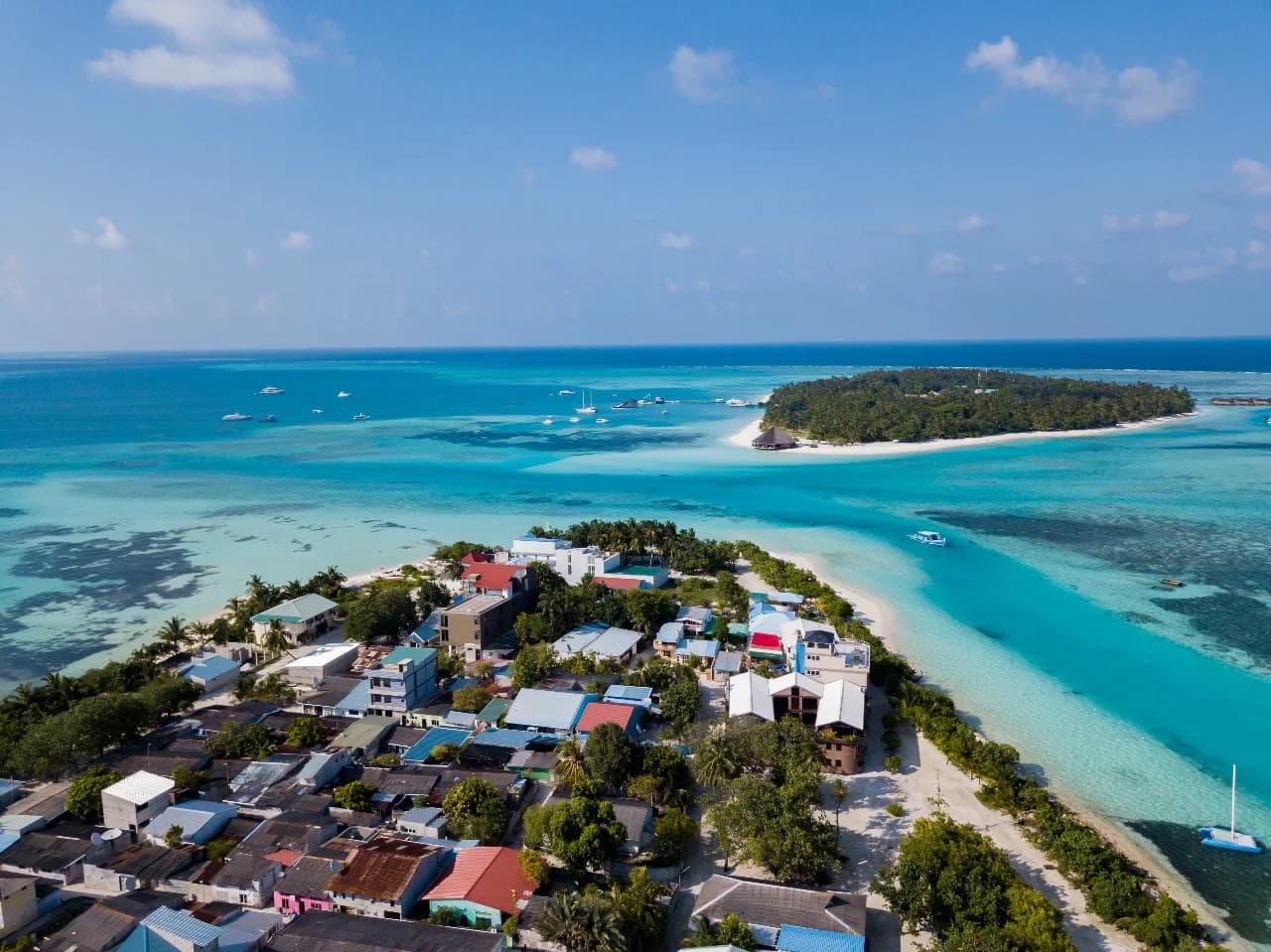 Cycling Dhiffushi